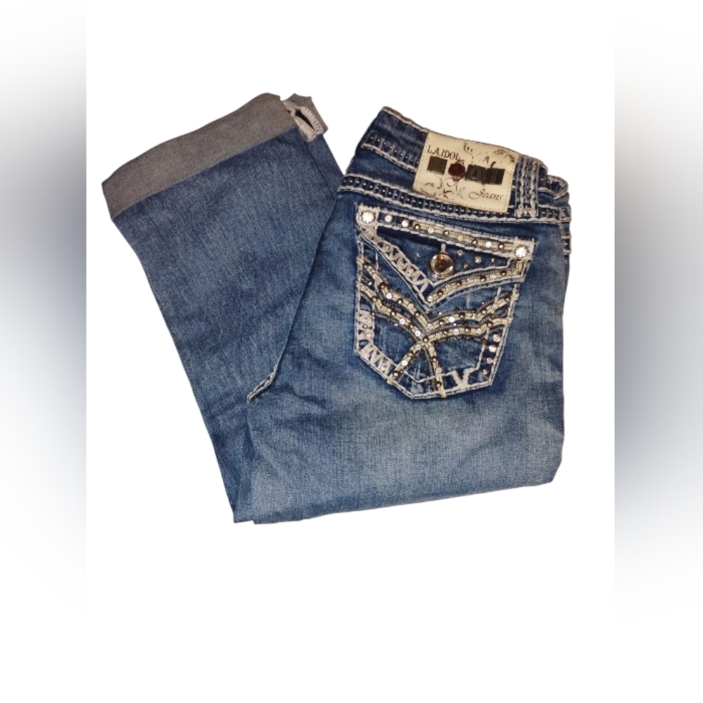 L.A. idol Blue Capri Cuffed Distressed Jean Bermuda Shorts Size 5